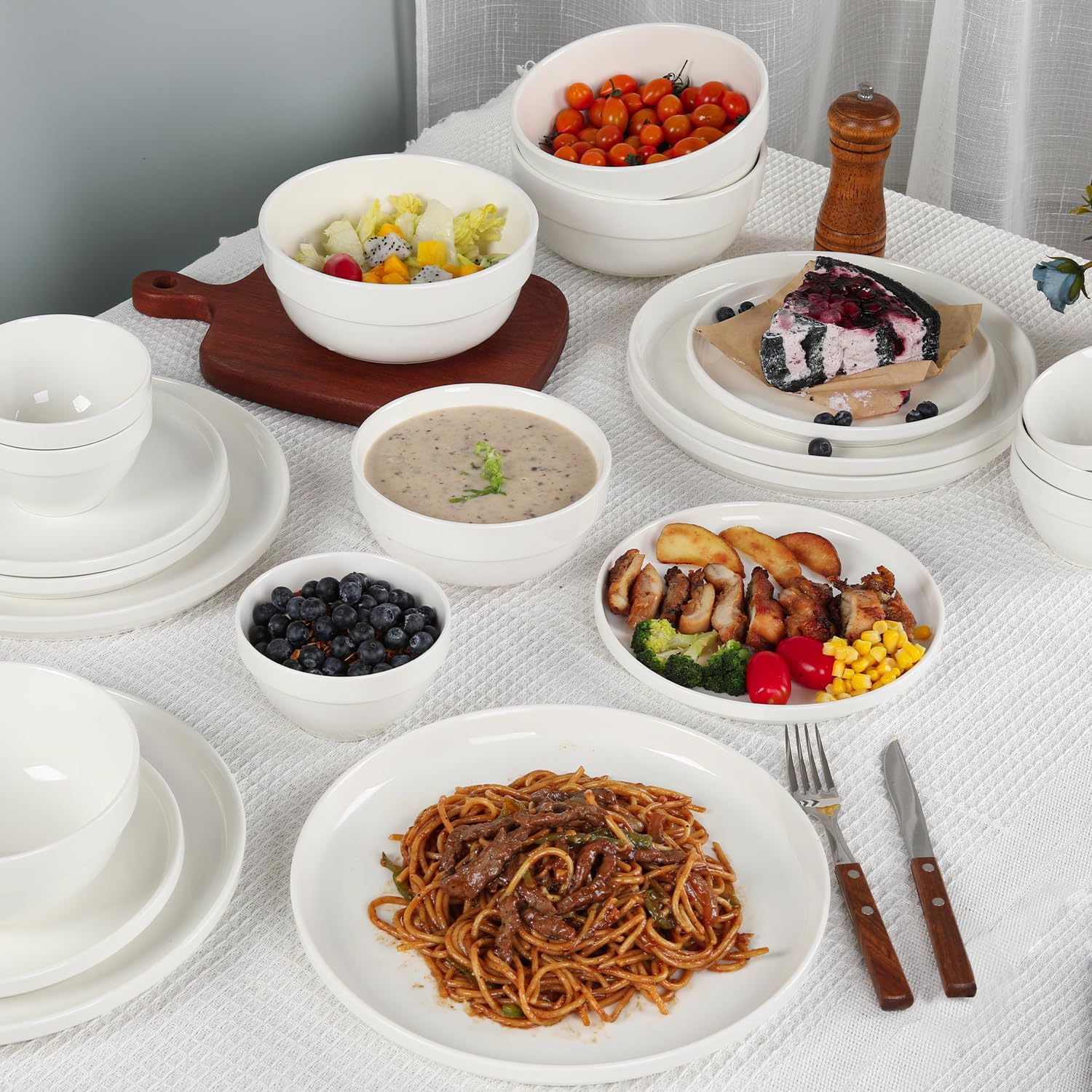 HAPPY KIT Large Serving Bowls 7 Inch 40 Ounces Soup Bowls White Ceramic Salad Bowl Set of 3 for Kitchen Pasta Bowls  Pho  Noodle  Cereal - Dishwasher & Microwave Safe